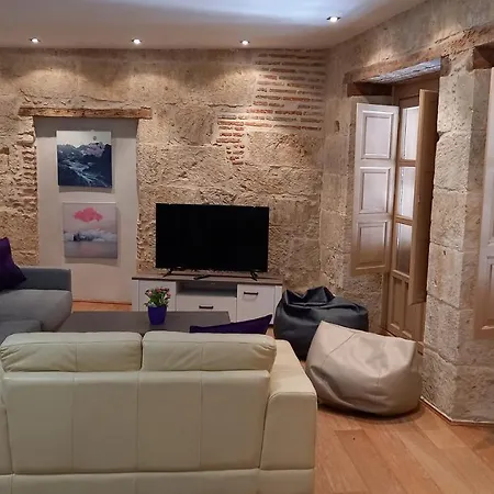 Toro 2, 2º En La Misma Plaza Mayor De * Salamanca