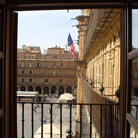 Toro 2, 2º En La Misma Plaza Mayor De Salamanca
