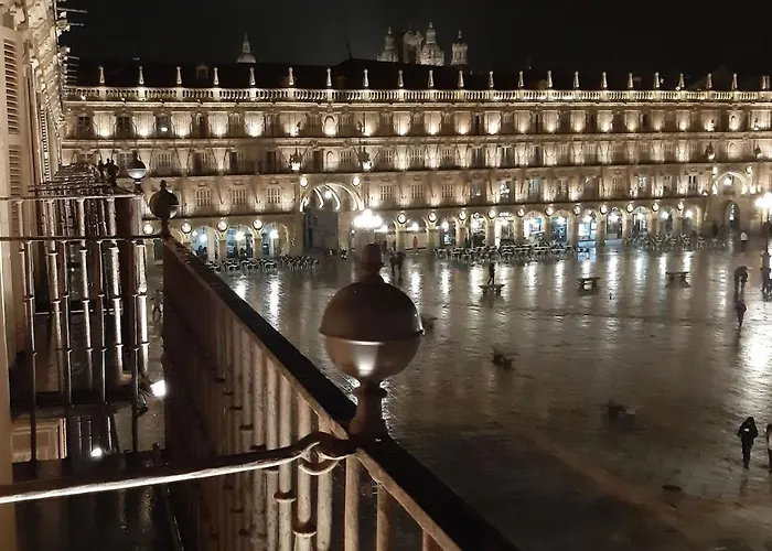 Toro 2, 2º En La Misma Plaza Mayor De 살라망카